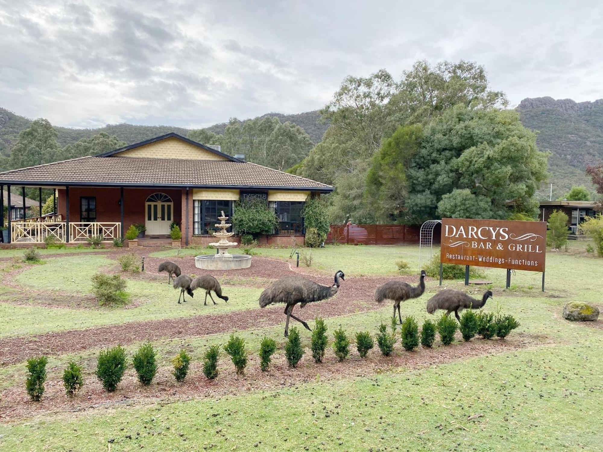 Golden Chain Country Plaza Motel Halls Gap Exterior photo